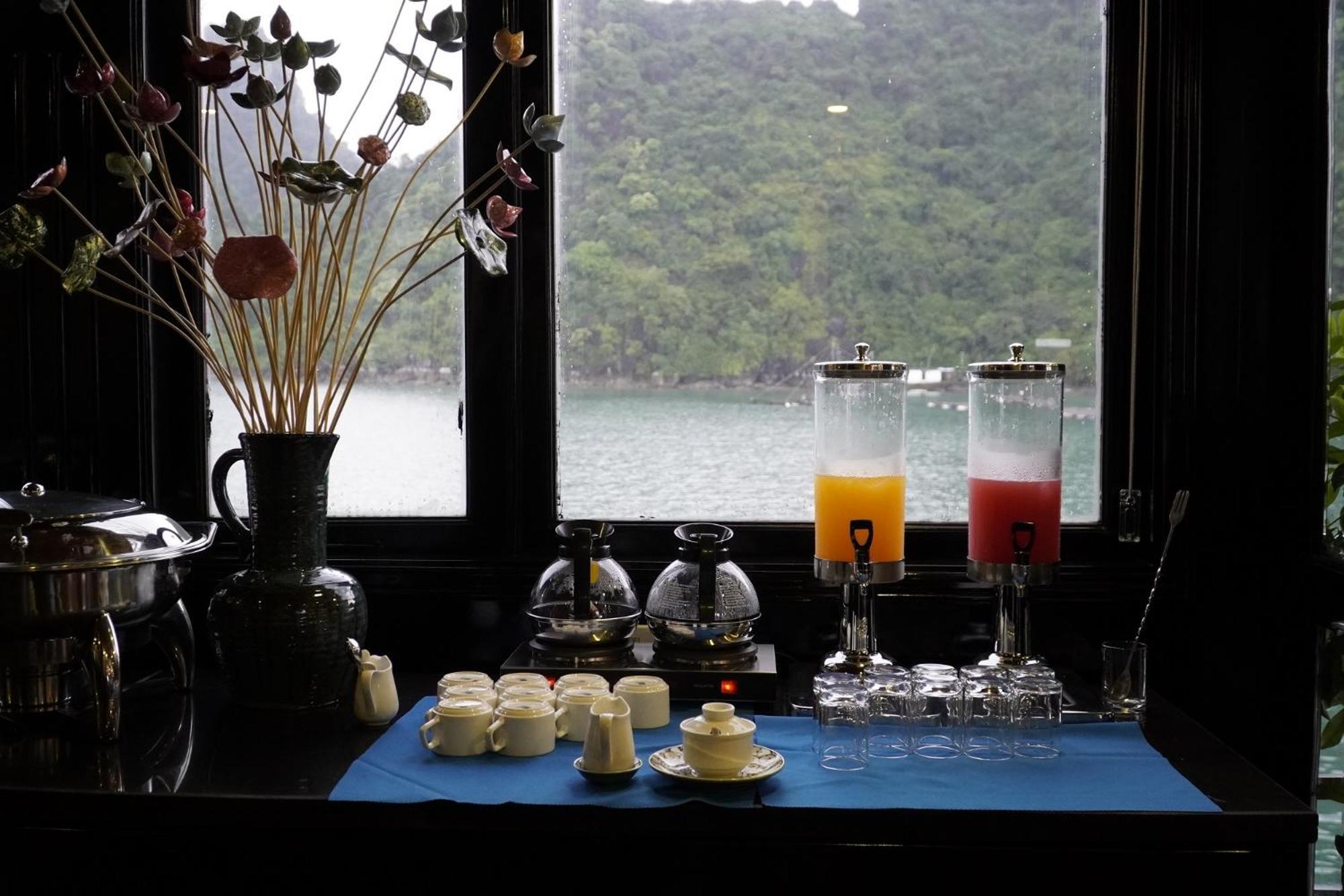 Hotel Cozy Boutique Cruise Dong Khe Sau Exterior foto
